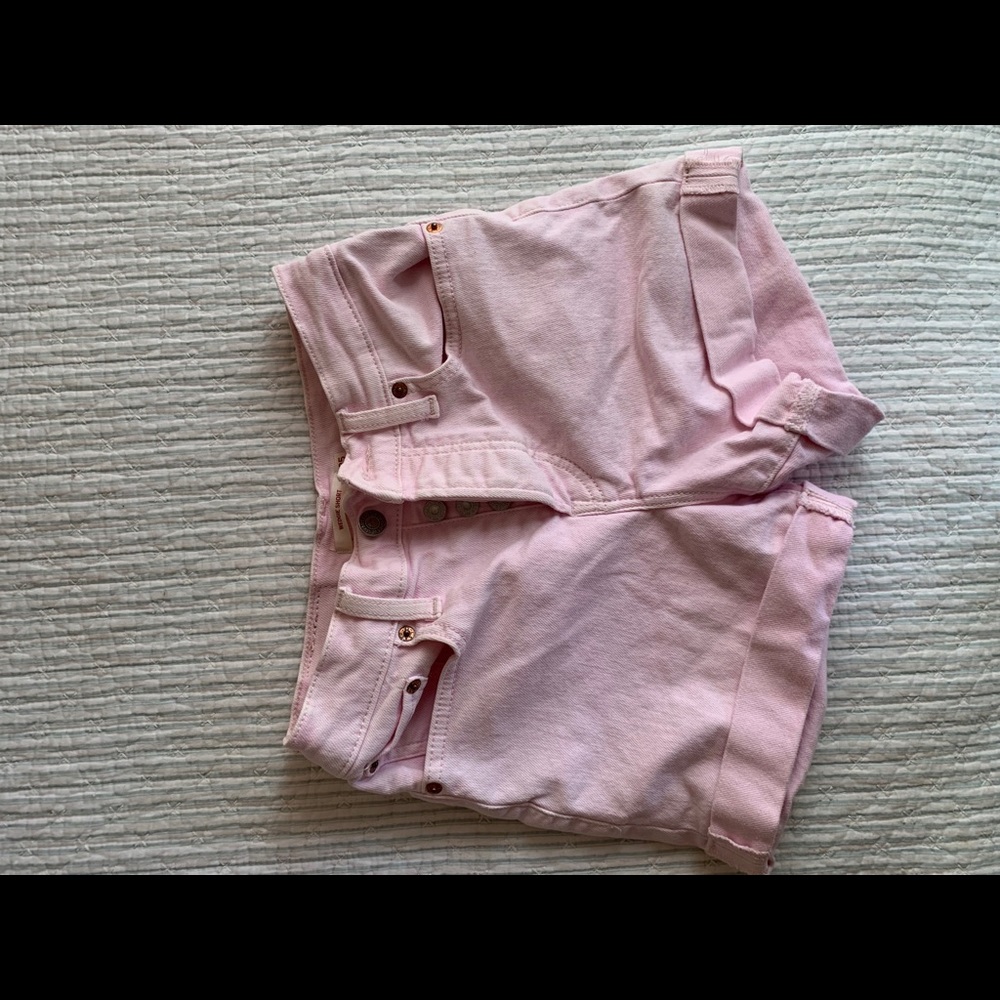 Pink Levi’s